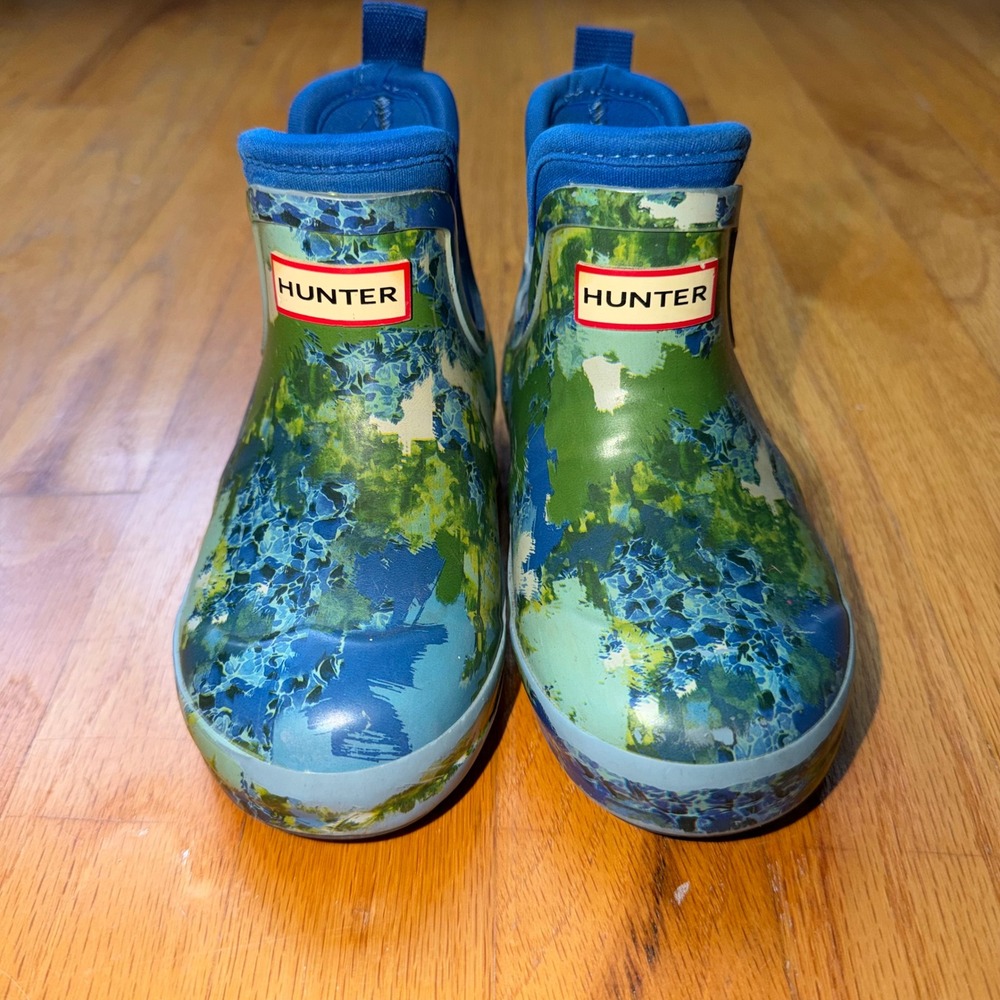 Hunter for Target Kids Blue Green Abstract Floral Print Rain Boot 9 Ankle Boot